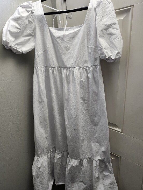 H&M Dresses & Skirts - Adult Tiered Dress - Classic Summer Style H&M